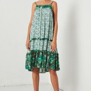 Spell And The Gypsy Size XXS Winona Strappy Tiered Midi Dress In Ivy Green